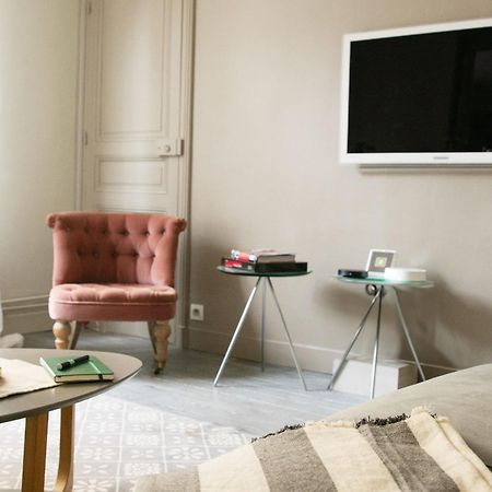 Eiffel Tower & Les Invalides - 1Br - Cityapartmentstay Париж Экстерьер фото